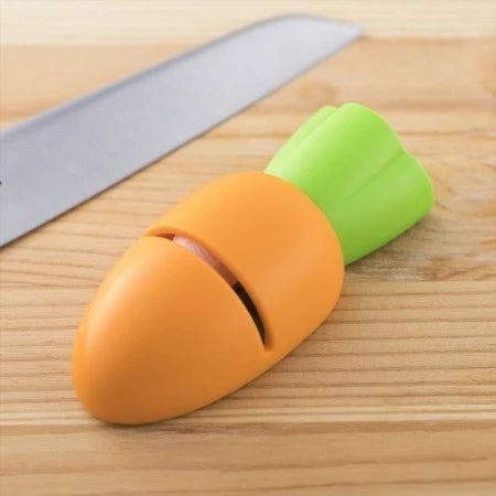 日本製 - KAI 帶磁石磨刀器 KAI Sharpener with Magnet- Carrot